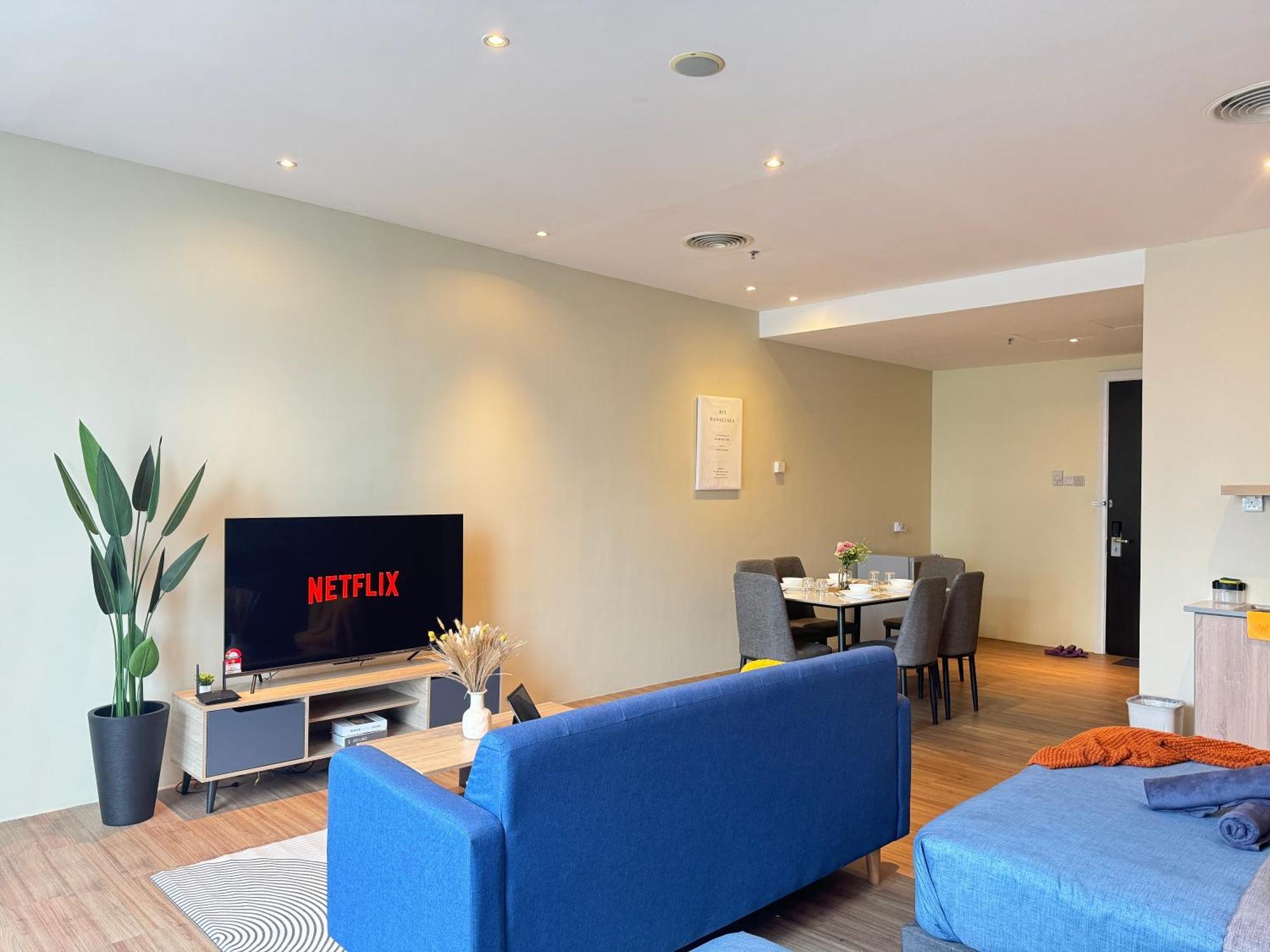 The Tinto Netflix Screen & Sleep - Bangsar South Mid Valley Куала-Лумпур Экстерьер фото