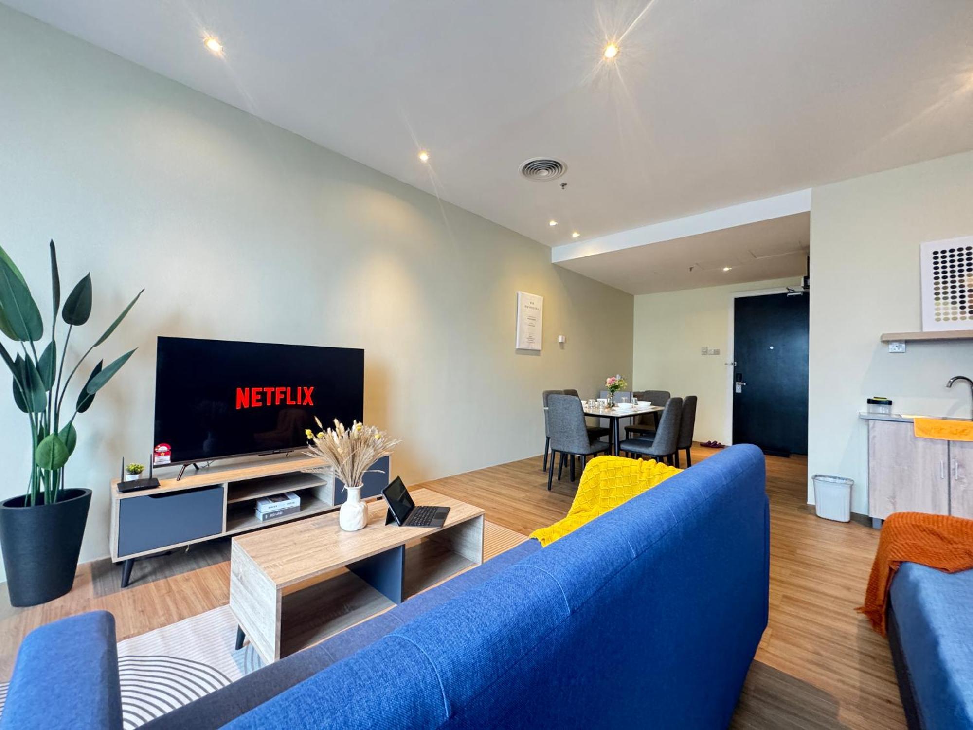 The Tinto Netflix Screen & Sleep - Bangsar South Mid Valley Куала-Лумпур Экстерьер фото