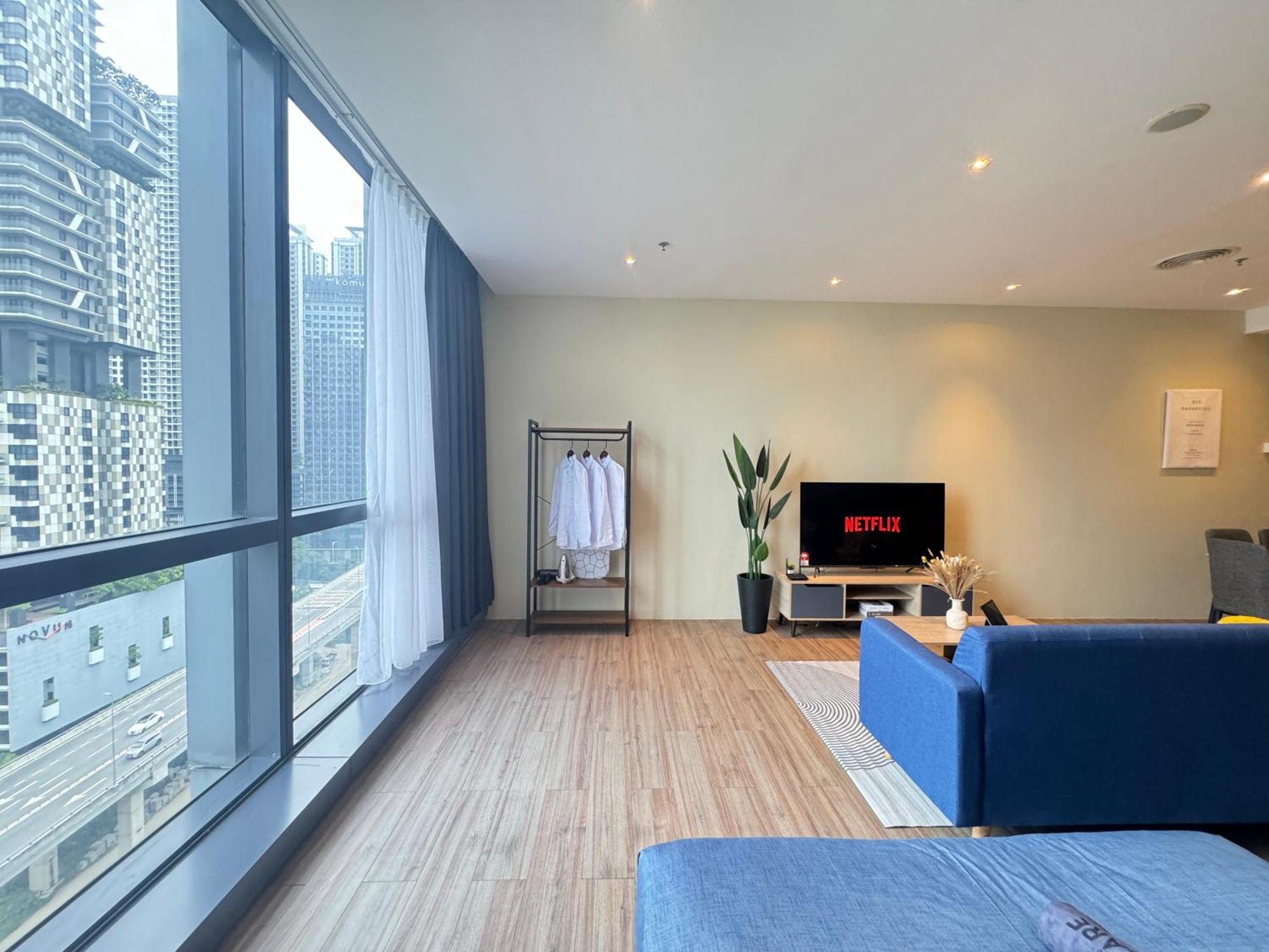 The Tinto Netflix Screen & Sleep - Bangsar South Mid Valley Куала-Лумпур Экстерьер фото